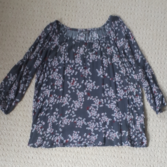 Cold Shoulder Blouse (Denver Hayes) - Picture 2 of 4